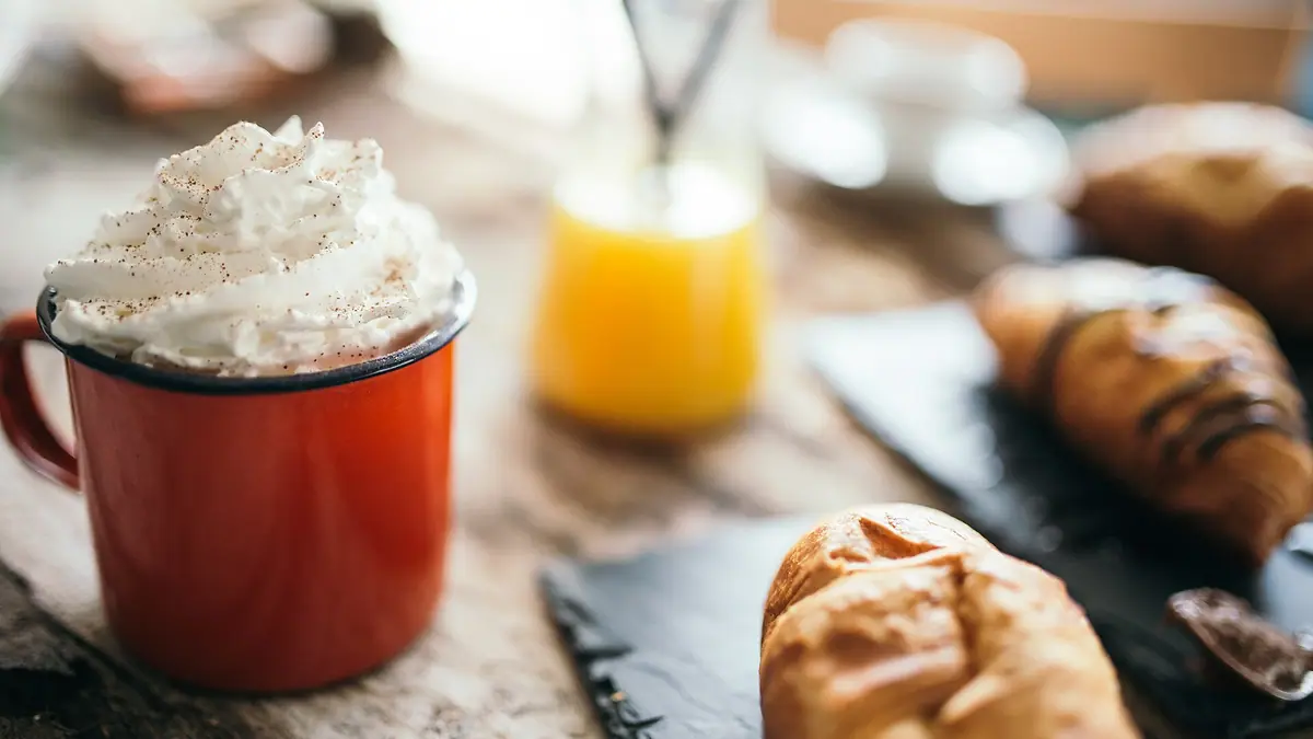 Sandys Cafe @ The Bakery – bakery & café in Ballycastle town centre